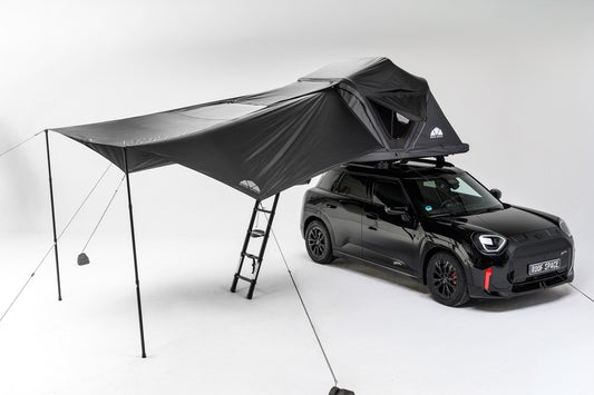 Auvent Light Awning Roof Space déployé sur la tente de toit
