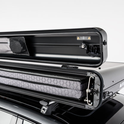 Coque aluminium de la Roof Space 4 entrouverte