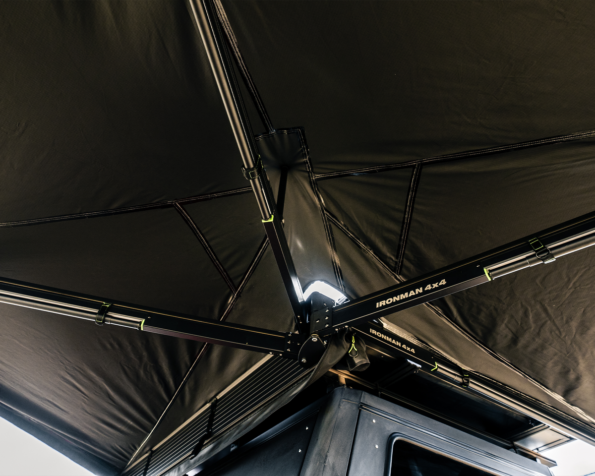 Auvent Deltawing 270° droit autoportant Ironman 4x4