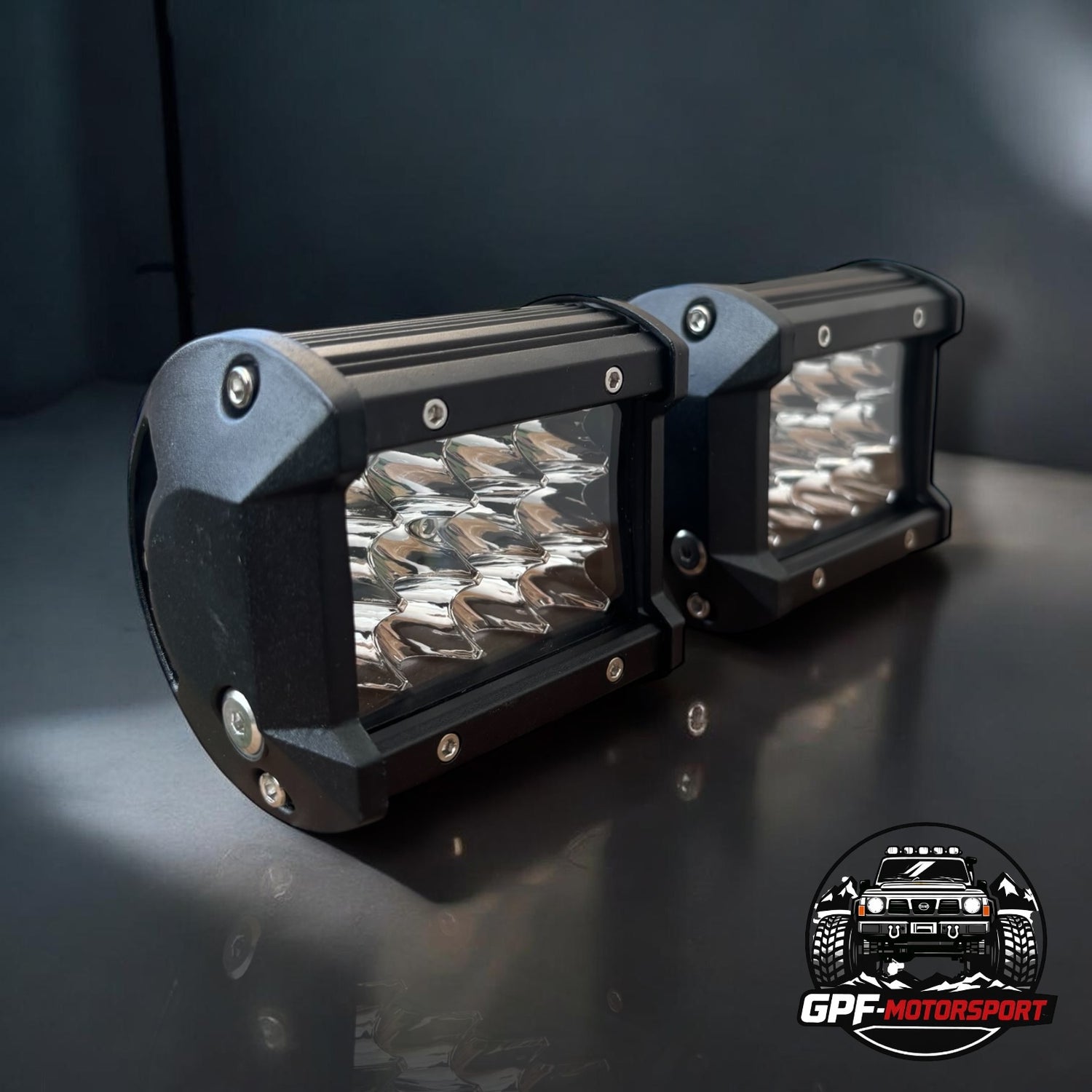 Projecteur LED 35W 4x4 GPF Motorsport feu de travail